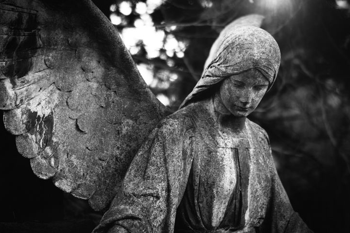 Read more about the article Aurethiel – Beszélgetés az angyalokkal